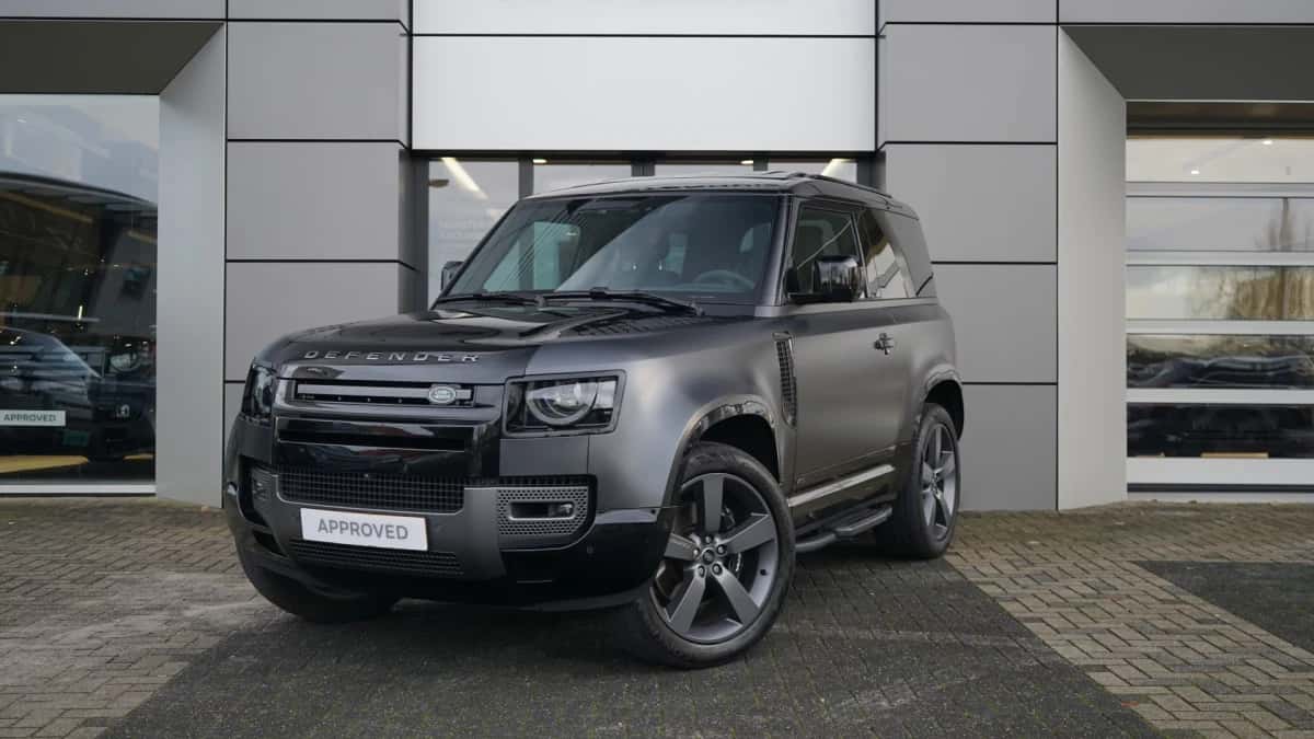 Land Rover Defender (2024) — foto 1