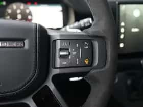 Land Rover Defender (2024) thumbnail 22