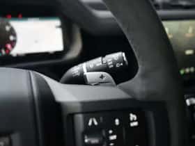 Land Rover Defender (2024) thumbnail 23
