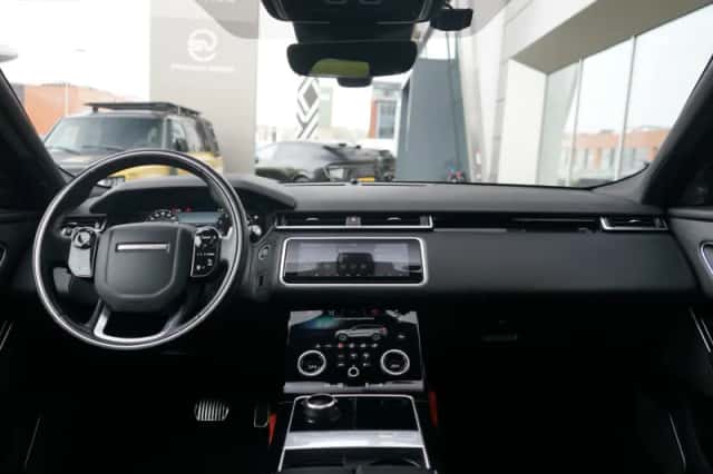 Land Rover Range Rover Velar (2018) thumbnail 4