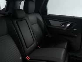 Land Rover Discovery Sport (2026) thumbnail 6