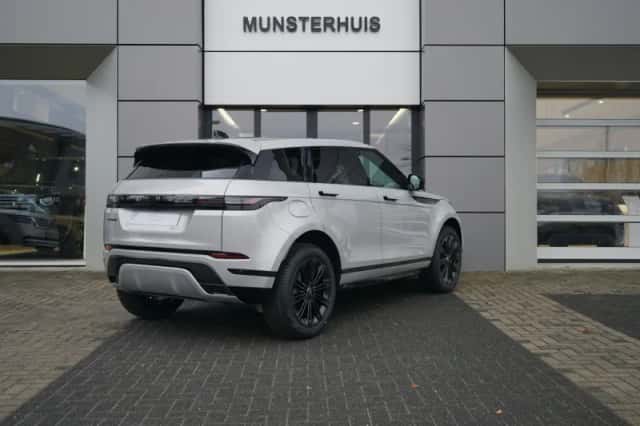 Land Rover Range Rover Evoque (2026) thumbnail 2