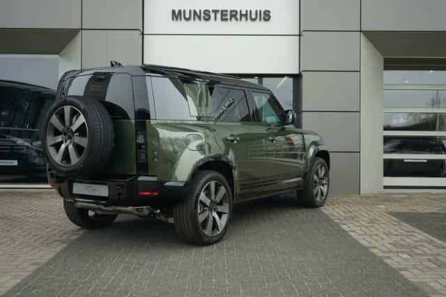 Land Rover Defender (2026) thumbnail 2