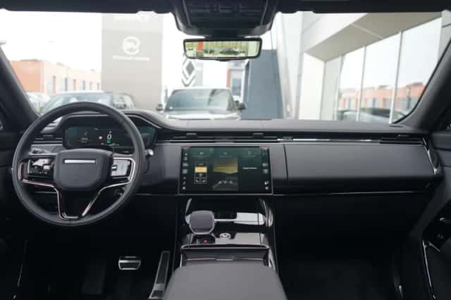 Land Rover Range Rover Sport (2026) thumbnail 4
