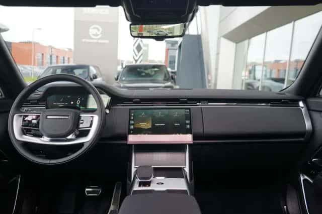 Land Rover Range Rover (2026) thumbnail 4