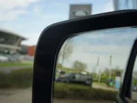 Land Rover Defender (2026) thumbnail 12