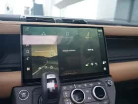Land Rover Defender (2026) thumbnail 22
