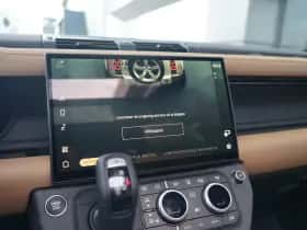 Land Rover Defender (2026) thumbnail 24