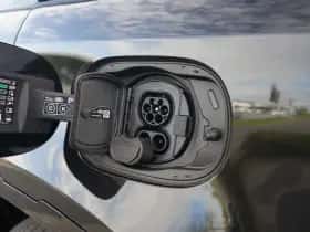 Land Rover Defender (2026) thumbnail 31