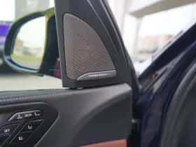 BMW X7 (2023) thumbnail 17