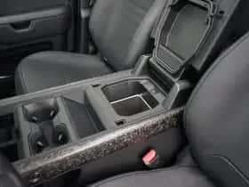 Land Rover Defender (2026) thumbnail 31