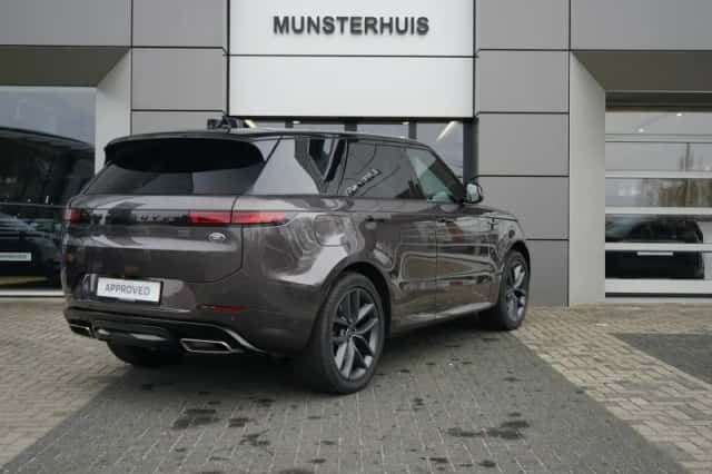 Land Rover Range Rover Sport (2023) thumbnail 2