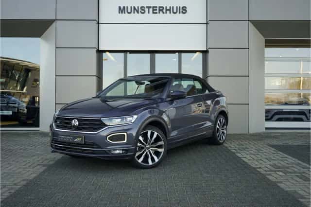 Volkswagen T-Roc (2021) thumbnail 1