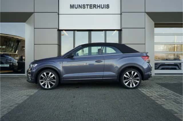 Volkswagen T-Roc (2021) thumbnail 5