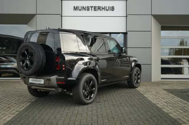 Land Rover Defender (2025) thumbnail 2