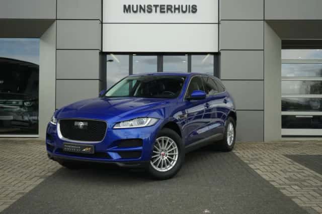 Jaguar F-Pace (2018) thumbnail 1