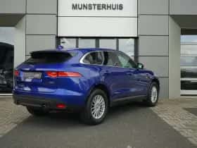 Jaguar F-Pace (2018) thumbnail 2