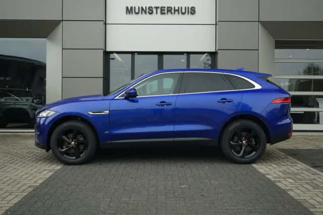Jaguar F-Pace (2018) thumbnail 5