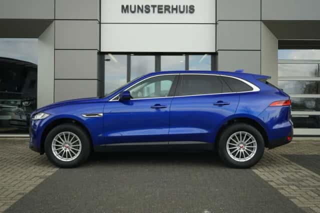 Jaguar F-Pace (2018) thumbnail 5