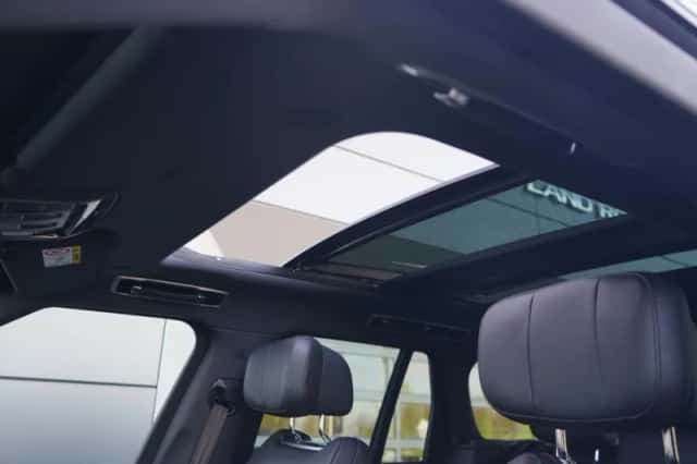 Land Rover Range Rover (2026) thumbnail 3
