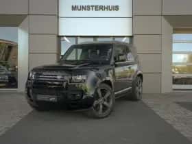 Land Rover Defender (2023)