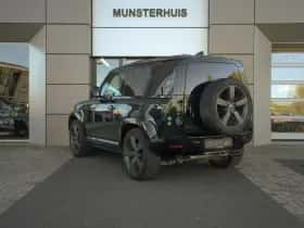 Land Rover Defender (2023) thumbnail 9