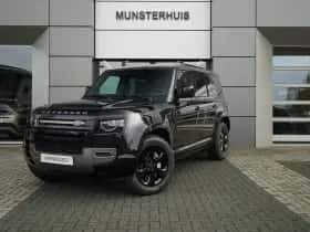 Land Rover Defender (2025)