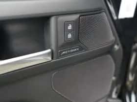 Land Rover Defender (2025) thumbnail 17