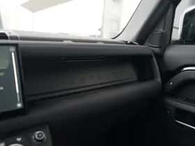 Land Rover Defender (2025) thumbnail 26