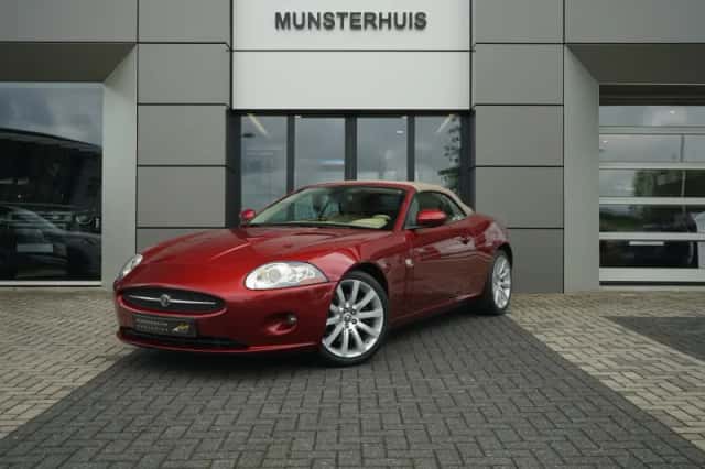 Jaguar XK (2006) thumbnail 1