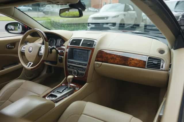 Jaguar XK (2006) thumbnail 3