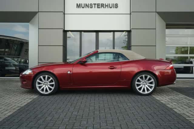 Jaguar XK (2006) thumbnail 5