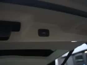 Land Rover Range Rover (2018) thumbnail 30