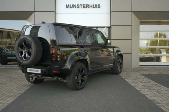 Land Rover Defender (2025) thumbnail 2
