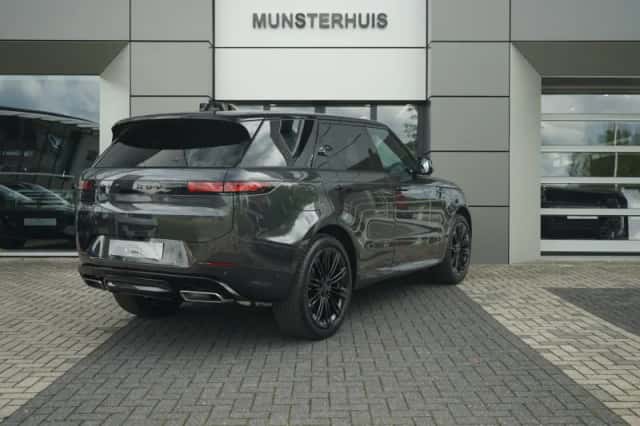 Land Rover Range Rover Sport (2026) thumbnail 2