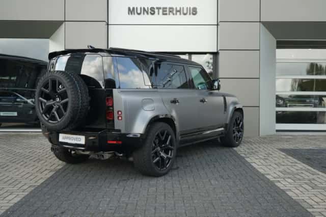 Land Rover Defender (2025) thumbnail 2
