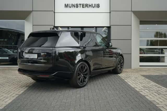 Land Rover Range Rover (2026) thumbnail 2
