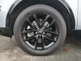 Land Rover Discovery Sport (2024) thumbnail 8