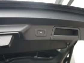 Land Rover Range Rover Velar (2025) thumbnail 30