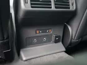 Land Rover Range Rover Velar (2026) thumbnail 27