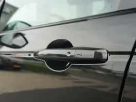 Land Rover Discovery Sport (2026) thumbnail 12