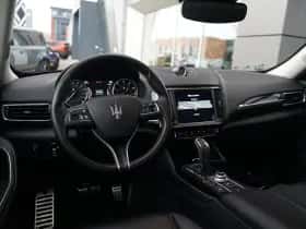 Maserati Levante (2021) thumbnail 16