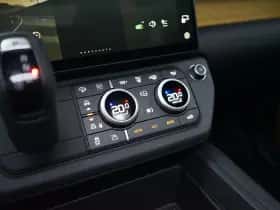 Land Rover Defender (2026) thumbnail 27