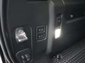Land Rover Defender (2026) thumbnail 33