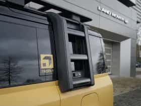 Land Rover Defender (2026) thumbnail 36