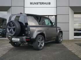 Land Rover Defender (2024) thumbnail 2