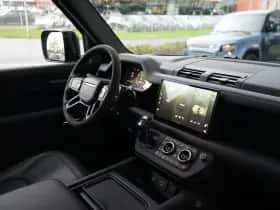 Land Rover Defender (2024) thumbnail 34