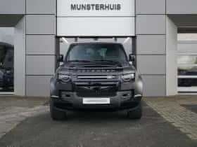 Land Rover Defender (2024) thumbnail 7