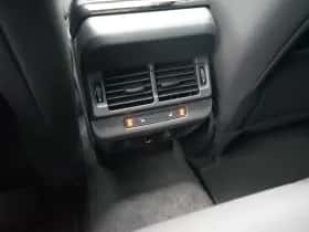 Land Rover Range Rover Evoque (2026) thumbnail 26