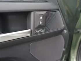 Land Rover Defender (2026) thumbnail 16